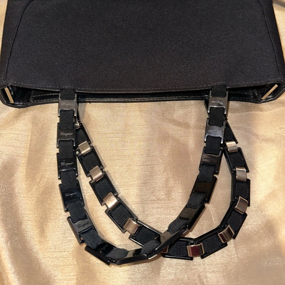 Ferragamo mini tote bag - Picture 9 of 13